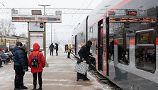 Traukinys i&scaron; Vilniaus į Rygą