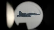 Suomių naikintuvas F18