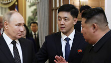 Rusijos prezidentas Vladimiras Putinas ir &Scaron;iaurės Korėjos lyderis Kim Jong Unas