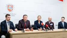 Robertas Juodka, Vidmantas Janulevičius, Agnė Bilotaitė, Andrius Romanovskis