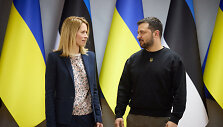 Estijos ministrė pirmininkė Kaja Kallas ir Ukrainos prezidentas Volodymyras Zelenskis