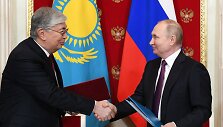 Kassymas-Jomartas Tokayevas ir Vladimiras Putinas