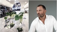 Mantas Petru&scaron;kevičius ir jo kurta instaliacija