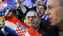 Kroatijos konservatoriai &scaron;venčia pergalę.
