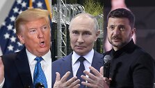 Donaldas Trumpas, Vladimiras Putinas ir Volodymyras Zelenskis / AFP / ZUMAPRESS