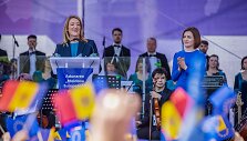 Europos Parlamento pirmininkė Roberta Metsola ir Moldovos prezidentė Maia Sandu