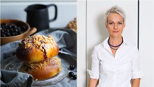 Nida Degutienė ir jos keptos mielinės bandelės su serbentais