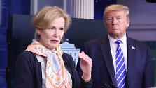 &bdquo;Dr.&ldquo; Donaldas Trumpas ir Dr. Deborah Birx