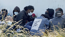Laman&scaron;o sąsiaurį per vieną dieną kirto rekordi&scaron;kai daug migrantų &ndash; 430