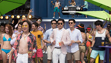 Kadras i&scaron; filmo &bdquo;Crazy Rich Asians&ldquo;