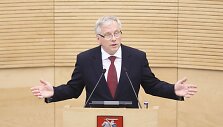 Finansų ministras Rimantas &Scaron;adžius