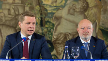 Remigijus &Scaron;ima&scaron;ius, Eugenijus Gentvilas