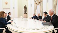 Vladimiras Putinas pradėjo derybas dėl Ukrainos su Steve'u Witkoffu ir Jaredu Kushneriu