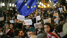 Protestai prie&scaron; įstatymą Sakartvele, Tbilisyje