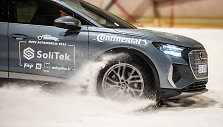 Metų automobilis: bandymai bekelės trasoje &bdquo;Snow arenoje&ldquo;