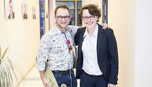 Dominykas Vaitiekūnas ir portalo manoteises.lt redaktorė Jūratė Ju&scaron;kaitė