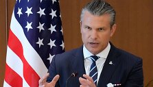 Pete'as Hegsethas / Eugene Hoshiko/POOL/SIPA / Eugene Hoshiko/POOL/SIPA