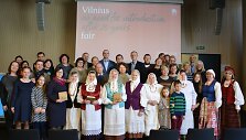 Knygos &bdquo;Varėnos kra&scaron;to dienora&scaron;čiai&ldquo; pristatymas Vilniaus knygų mugėje