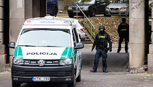 Vilniaus centre nu&scaron;autas advokatas ir pa&scaron;auti 2 policijos pareigūnai