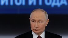 Maxim Shemetov / REUTERS