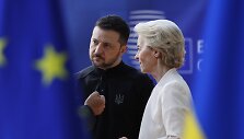 V. Zelenskis ir U. von der Leyen /  / AP