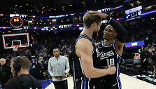 Domantas Sabonis ir Russellas Westbrookas