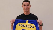 Cristiano Ronaldo su &bdquo;Al-Nassr&ldquo; klubo mar&scaron;kinėliais