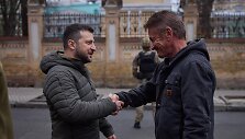 Aktorius Seanas Pennas Ukrainoje