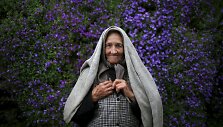 Nykstančio Portugalijos kaimo gyventoja