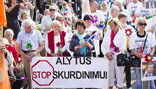 Profsąjungų mitingas prie Seimo