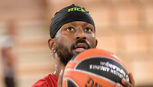 Kemba Walkeris