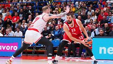 Ignas Brazdeikis prie&scaron; Nikolą Mirotičių