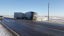 Susidūrė dvi sunkiasvorės transporto priemonės