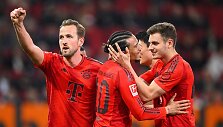 Triumfuojantys &bdquo;Bayern&ldquo; futbolininkai