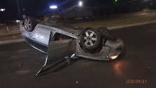 Kaune apsivertė girtos moters vairuojamas "Audi" automobilis