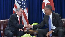 Raulis Castro ir Barackas Obama