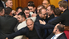 Mu&scaron;tynės Ukrainos parlamente