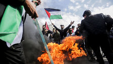 Palestiniečiai Gazoje protestuoja prie&scaron; D.Trumpo taikos planą