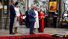 Pergalės dienos Europoje minėjimas Britanijoje / JORDAN PETTITT / AFP