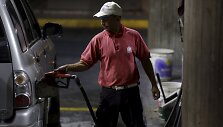 Venesuela pirmąkart per 20 metų pabrangino benziną