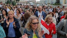 Minske protestuojantys mokytojai