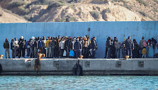 Migrantai Kretoje / COSTAS METAXAKIS / AFP
