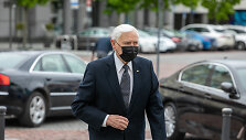 Valdas Adamkus