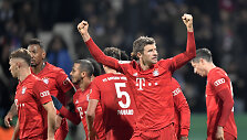 Triumfuojantys &bdquo;Bayern&ldquo; futbolininkai