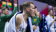 Arnas Velička
