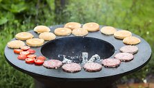 Gamtoje kepti burgeriai