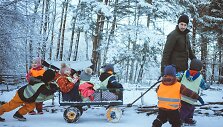 Likimas britą Peterį Bailey atvedė į Lietuvą, kur jis dirba Giruliuose esančiame lauko darželyje.
