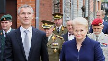 Jensas Stoltenbergas ir Dalia Grybauskaitė