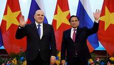 Aleksejus Mi&scaron;ustinas ir Pham Minh Chinhis