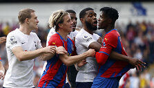 Futbolininkų susirėmimas &bdquo;Crystal Palace&ldquo; ir &bdquo;Tottenham&ldquo; klubų akistatoje